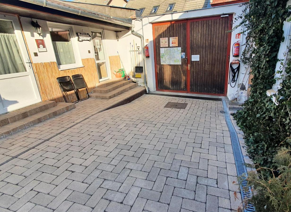 Central Motel Kecskemét Eksteriør bilde